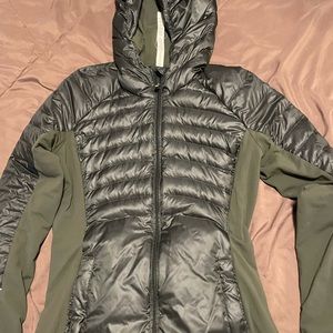 Lululemon Jacket grey goose down feathers